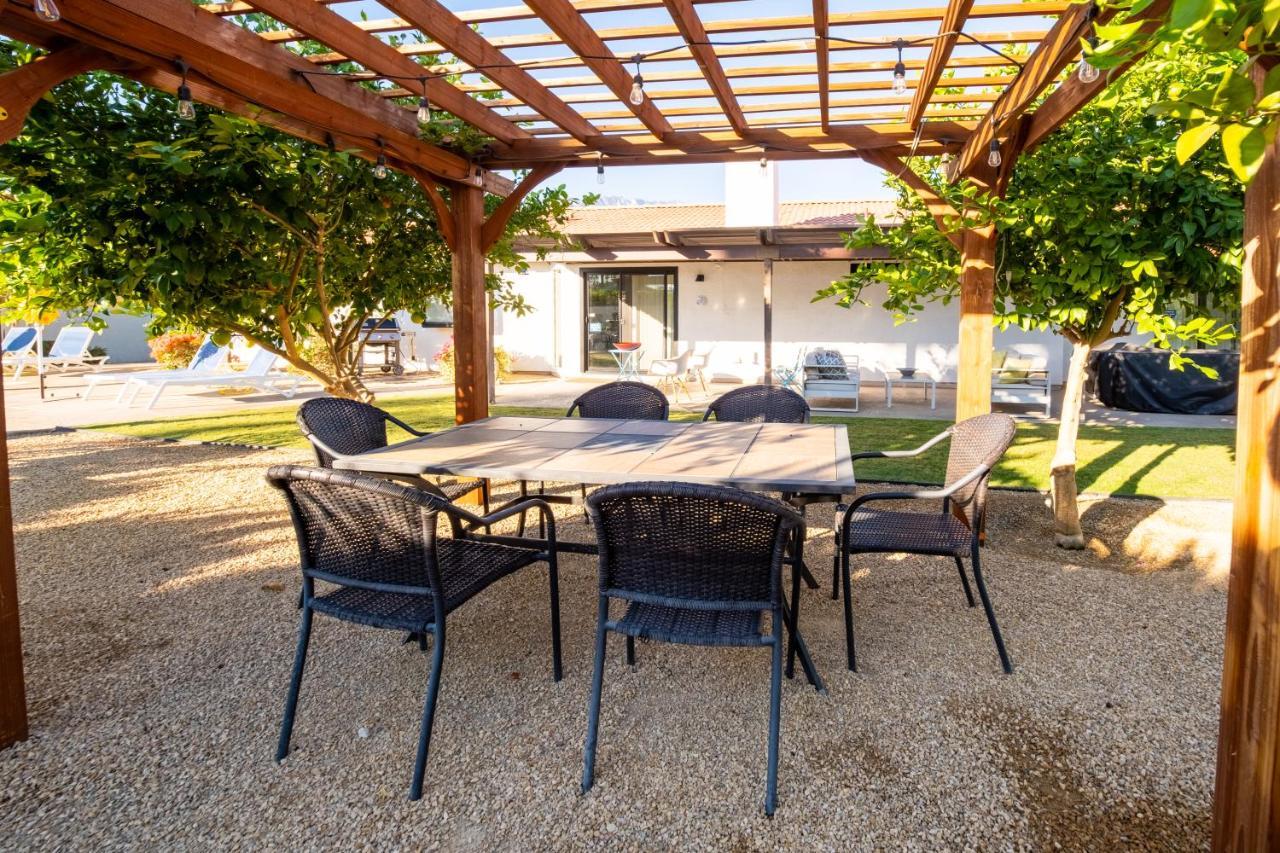 Beautiful Palm Springs Home Large Private Yard Luaran gambar